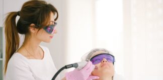 🎯 Laser Treatment For Acne Scars: Benefits, Features, and Buying Guide - Professional image